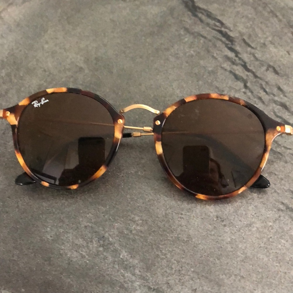 Authentic Ray Ban sunglasses w/ case